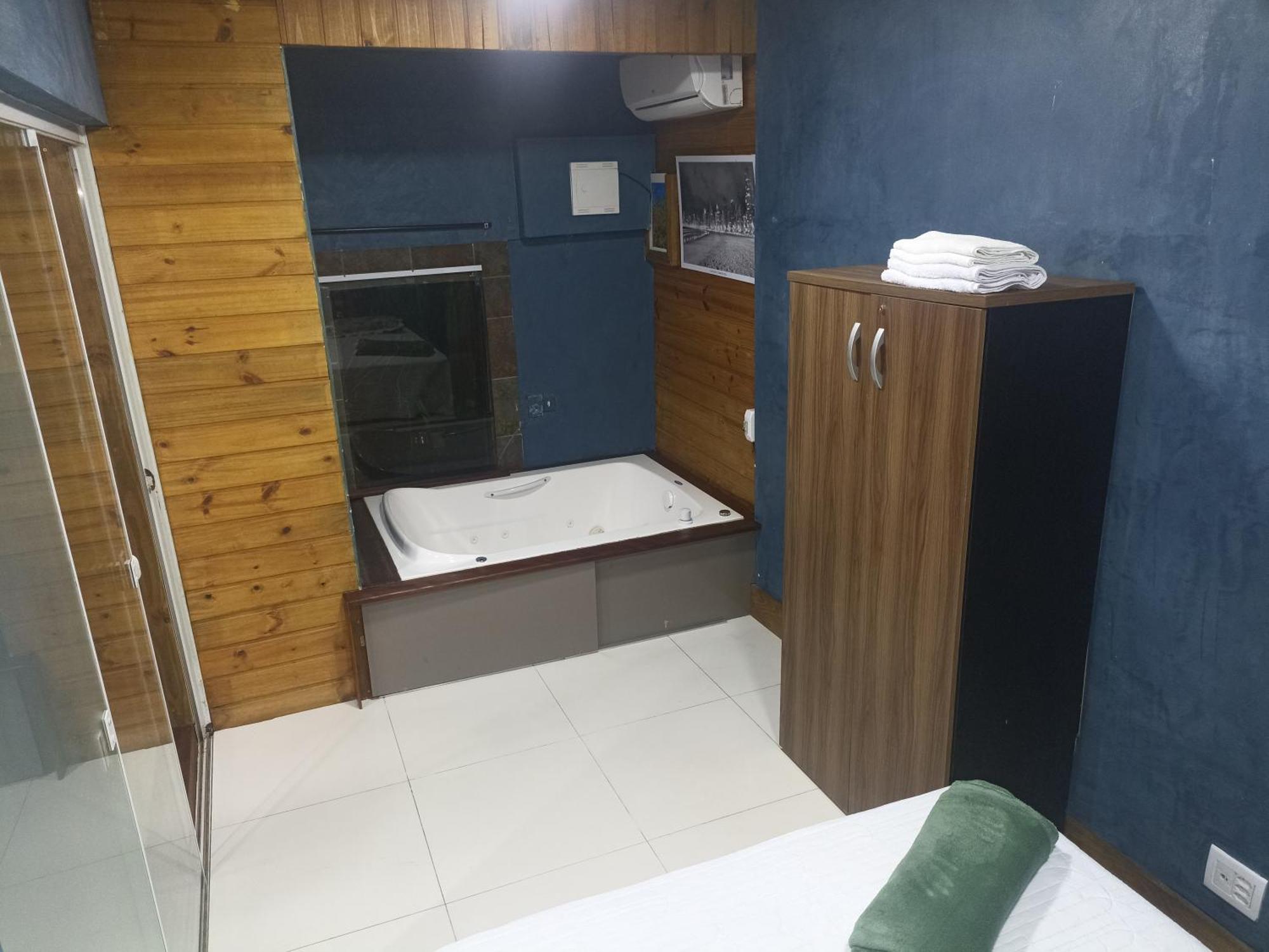 Apartment Com Hidro No Centro *